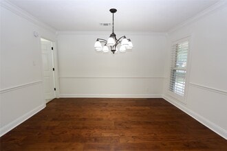 Building Photo - 4839 McDermed Dr