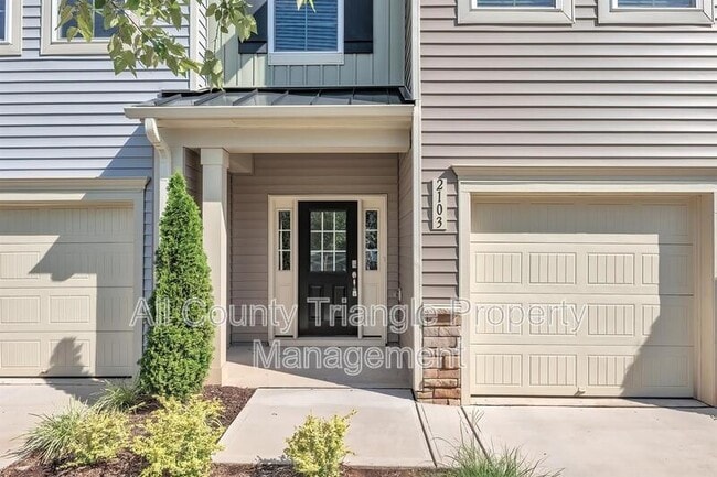 Building Photo - 2103 Nandina Trl