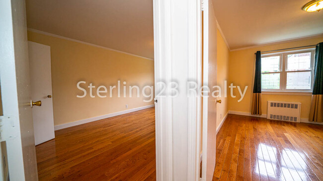 Building Photo - 1448 31st Rd
