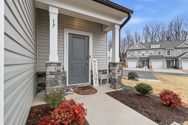 Foto del edificio - 17 Saltford Ln