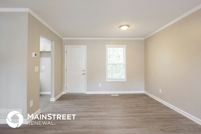 Building Photo - 444 River Trace Dr