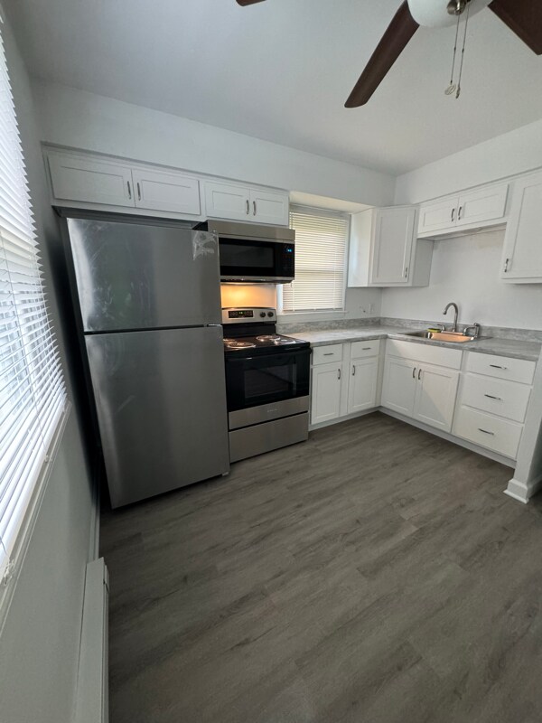 Foto del edificio - 717 W Oakley Ave