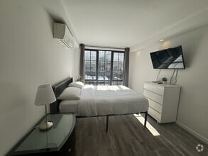 Building Photo - 433 W 53rd St