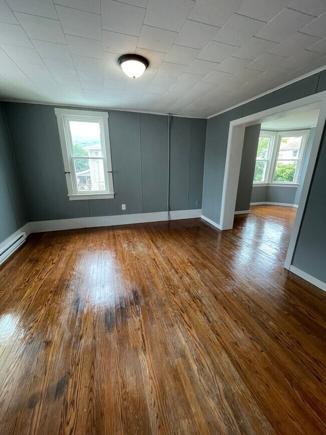 Foto del edificio - 3 Bed 1 Bath House in Williamstown