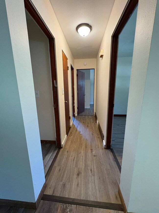 Foto del edificio - 731 7th Ave NE