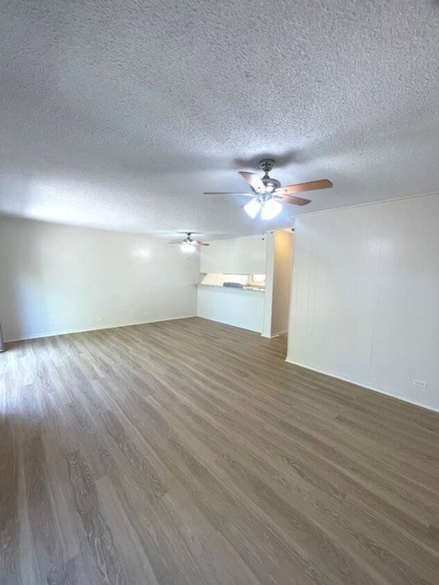4 bed/ 2 bath Townhome in Makakilo, Utilit... - 4 bed/ 2 bath Townhome in Makakilo, Utilit...