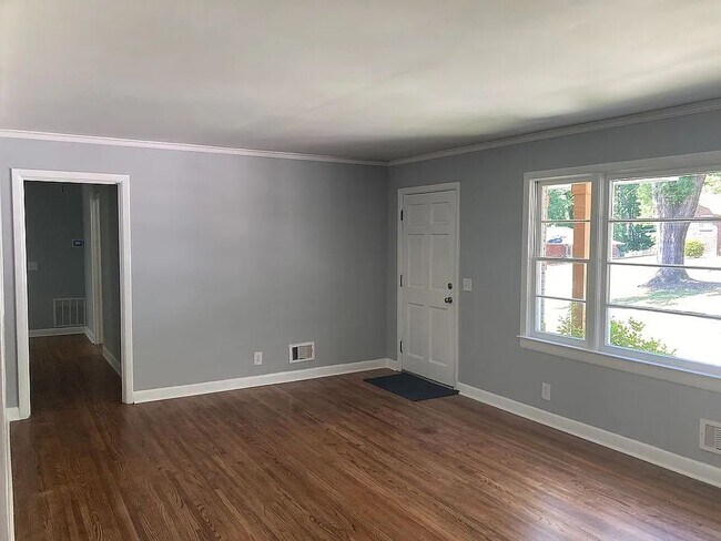 Foto del edificio - Peaceful home in Forest Acres!