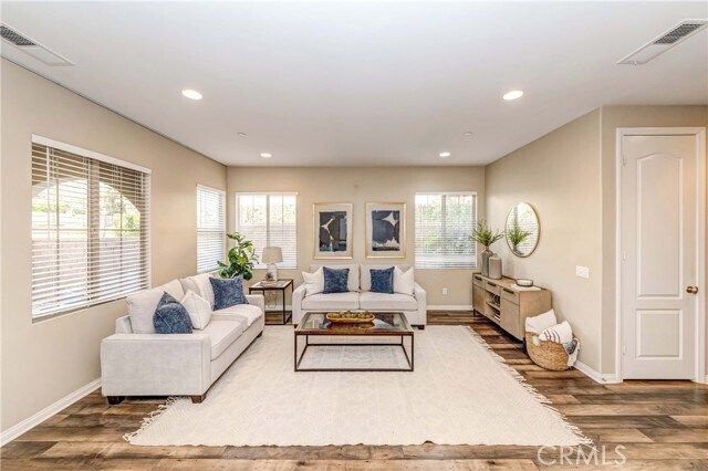 Building Photo - 29 Canoe