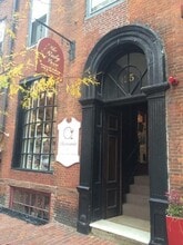 Building Photo - 15 Charles St