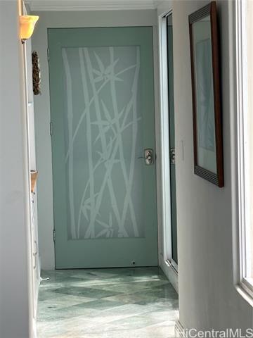 Building Photo - 2943 Kalakaua Ave