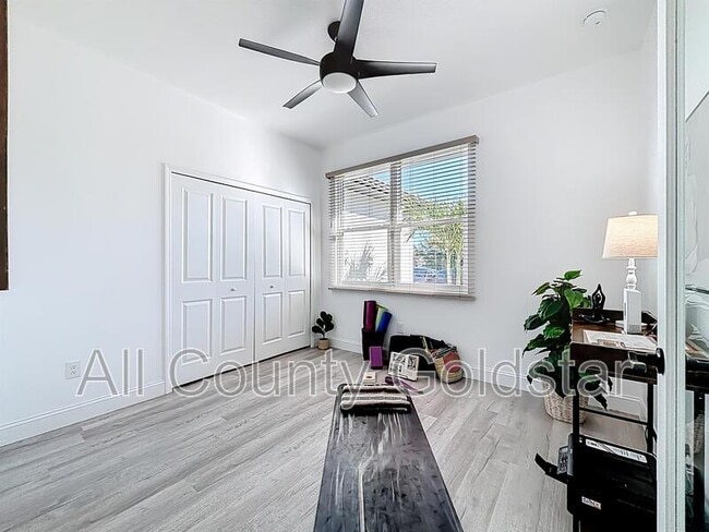 Building Photo - 6049 Higgins Ln