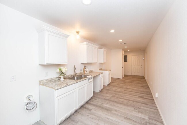 Foto del edificio - 2415 31st St