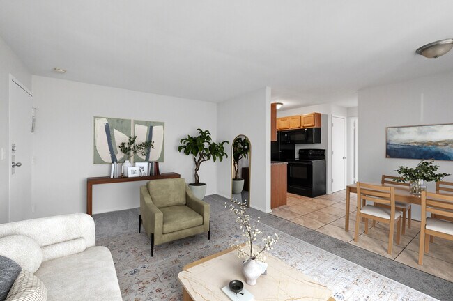 Foto del edificio - Riverstone Court Apartments - Beechmont Ave