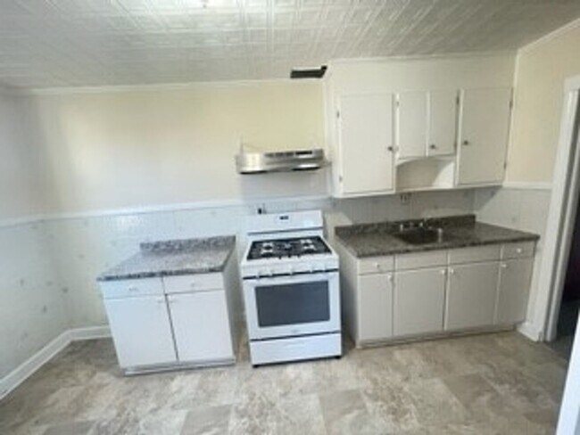 Foto del edificio - 6605 O&#39;Donnell Street