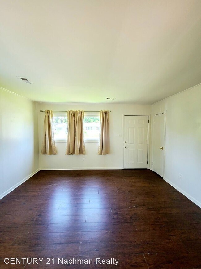 Foto del edificio - 3 br, 1 bath House - 1834 Moger Drive