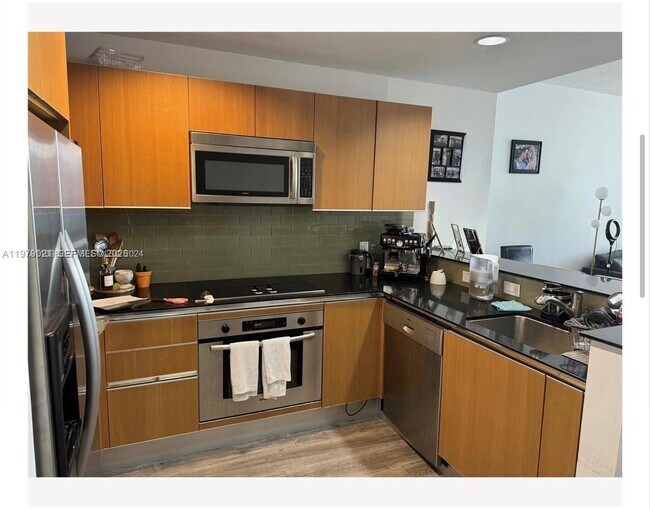 Foto del edificio - 1060 Brickell Ave