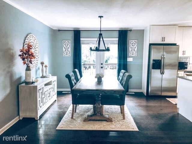 Foto del edificio - 7200 Mill Ridge Rd