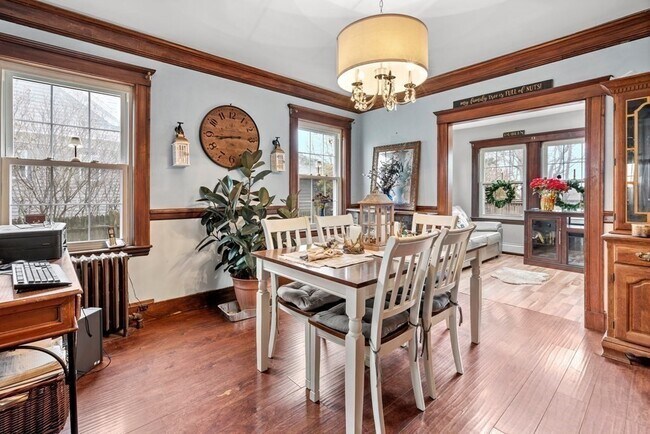 Foto del edificio - 162 Elliot Ave