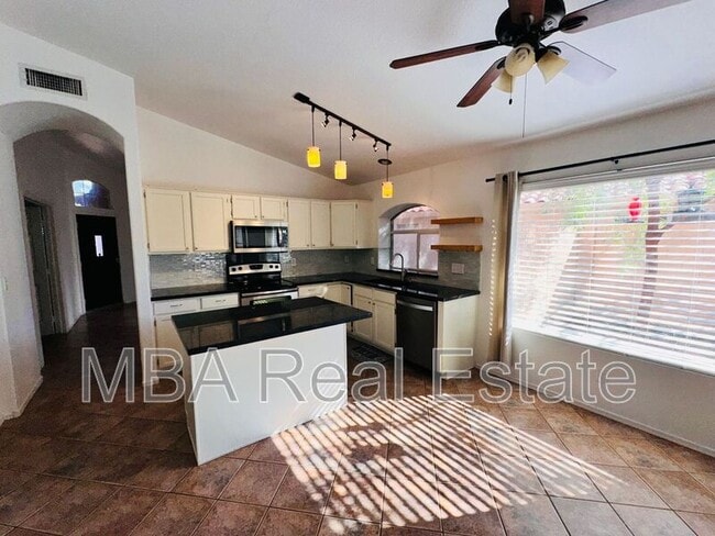 Foto del edificio - 4463 E South Fork Dr