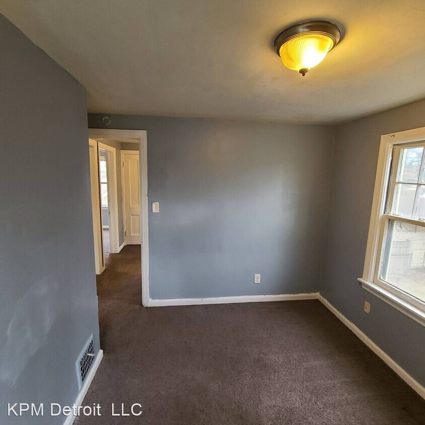 Foto del edificio - 3 br, 1 bath House - 16104 Trinity Street