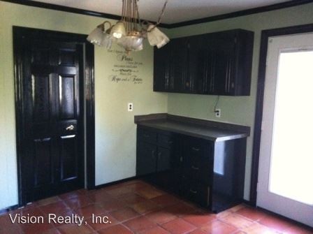 Building Photo - 2 br, 1 bath House - 1662 River Rd