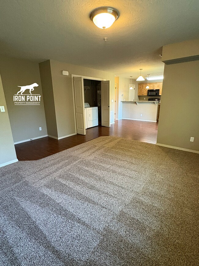 Building Photo - 16560 N Profit Cir