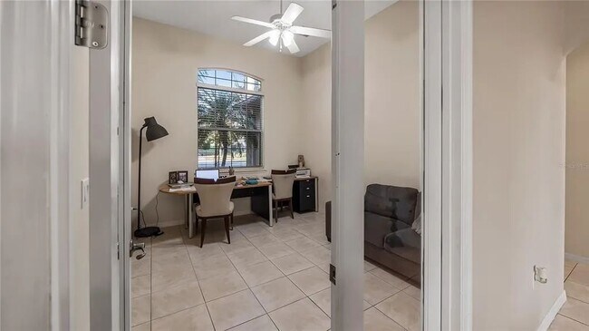 Foto del edificio - 13036 Baybrook Ln