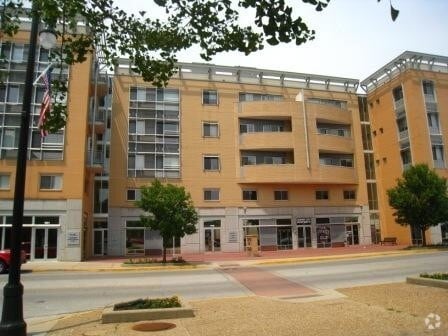 Building Photo - 640 Wabash Ave