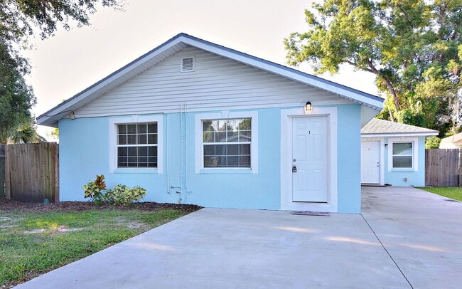 Photo - 509 Beverly Ave NW House