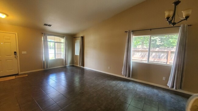 Building Photo - 2912 Mars Hill St