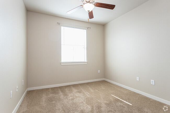 1HAB, 1BA - 607 ft² - The Muses Apartment Homes