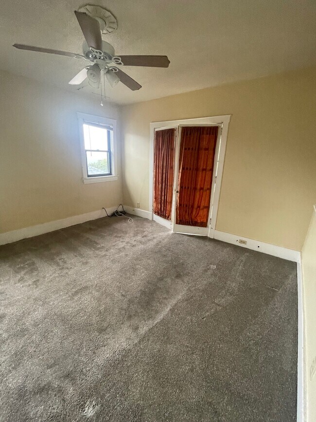 Photo - 2809-2811 Neeld Ave House