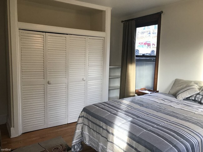 Building Photo - One Willets Pl