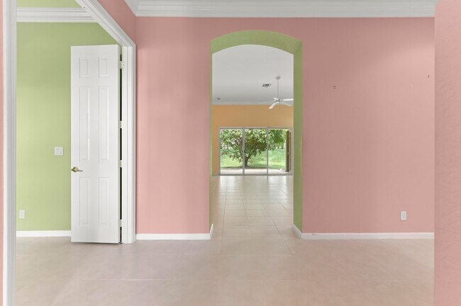 Building Photo - 2464 Sailfish Cove Dr