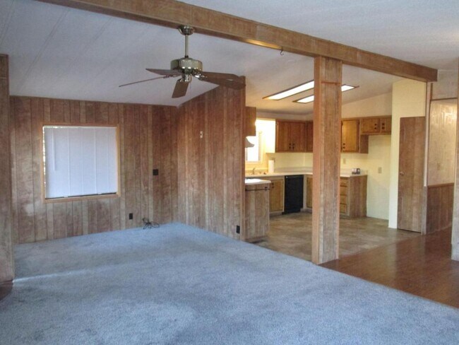 Foto del edificio - 26205 Frazier St