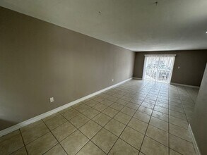 Building Photo - 1830 Maravilla Ave