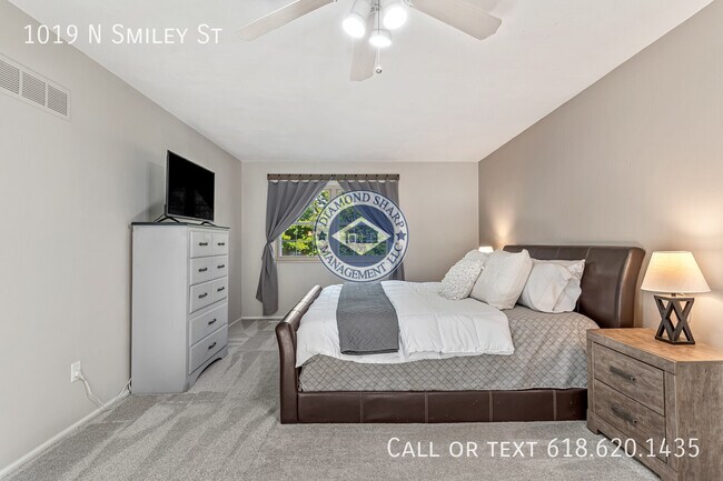 Foto del edificio - 1019 N Smiley St