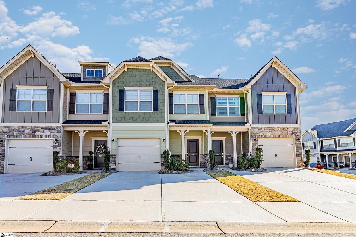Primary Photo - 502 Milbury Way