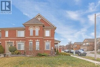 Building Photo - 336 Cranston Park Ave
