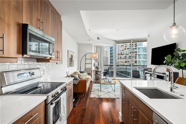 Building Photo - 1080 Peachtree St NE