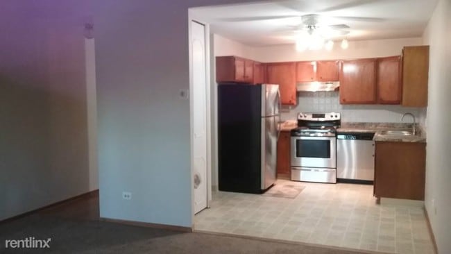 Foto del edificio - 9340 E Center Ave