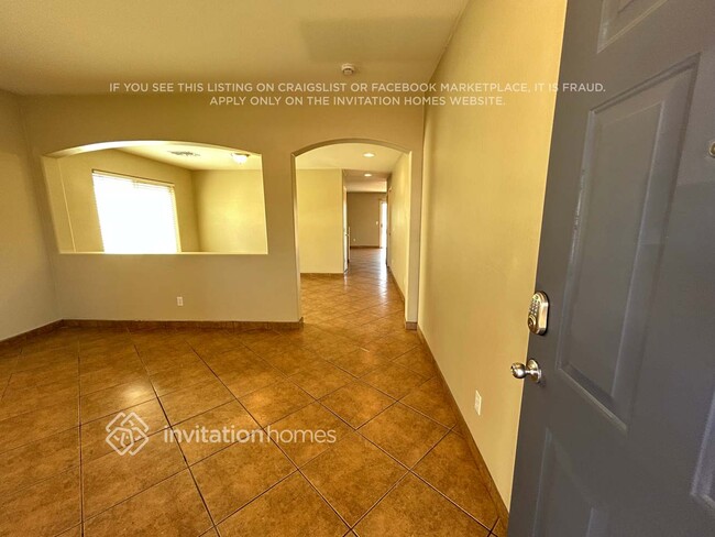 Foto del edificio - 7237 W Forest Grove Ave