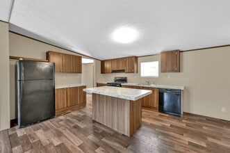 Building Photo - 26768 Dobbin-Huffsmith Rd