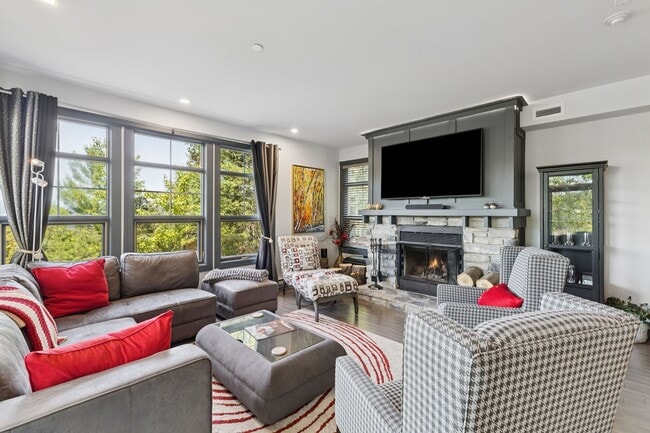 Photo du bâtiment - 235 Chem. des Quatre-Sommets