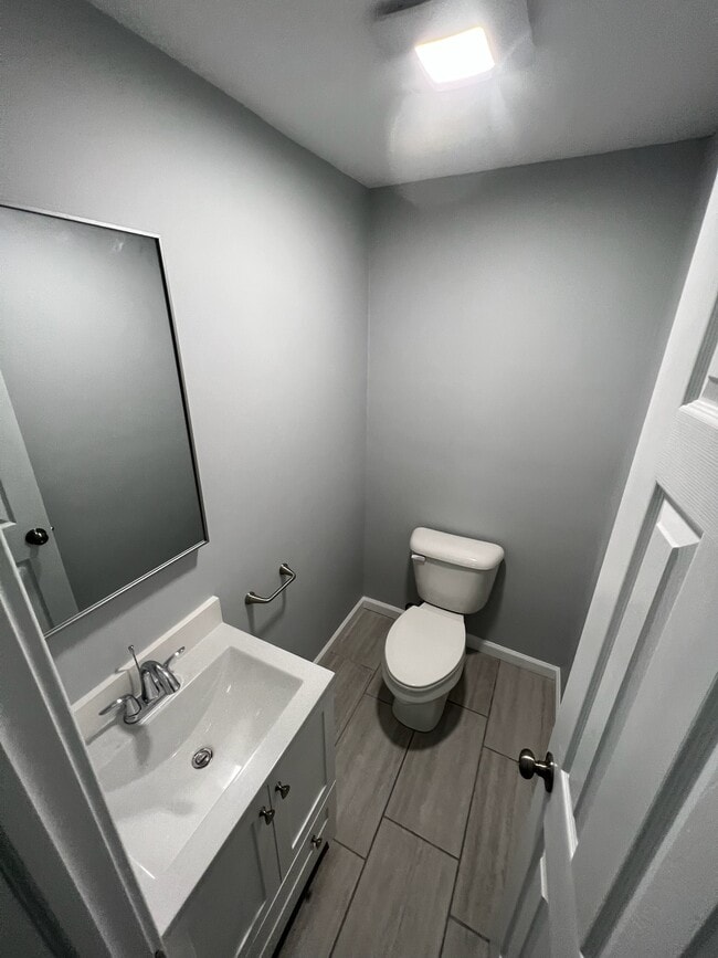 Foto del edificio - 74 Western Ave