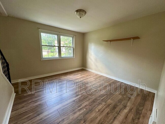 Foto del edificio - 301 Pennview Ave