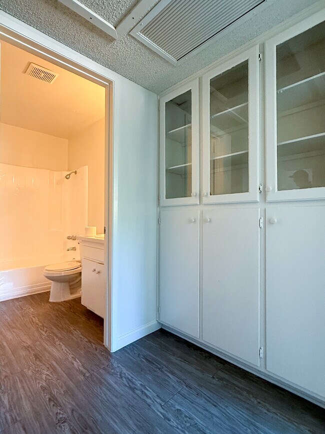 Foto del edificio - Casa Verde at Canyon Crest Hills Apartments