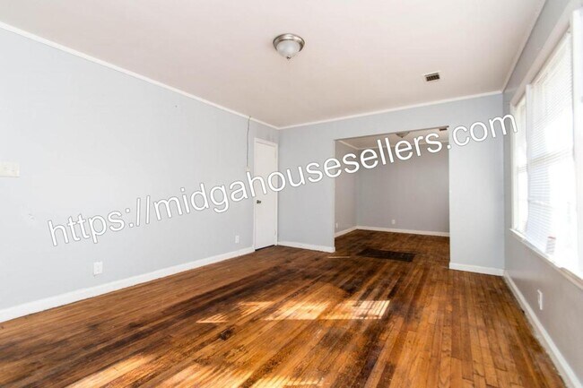 Building Photo - 2580 Derrell Drive
