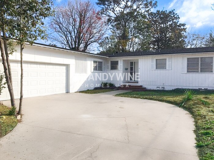 Foto principal - 1031 W Lawfin St