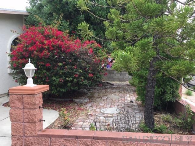 Foto del edificio - 9516 Larrabee Ave